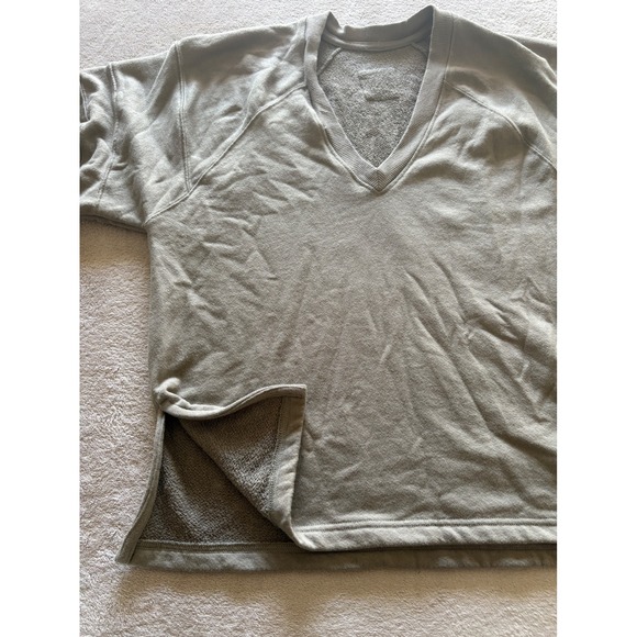 Free People Movement‎ Large V Neck Short Sleeve Sweatshirt Olive Green Side Slit - Picture 3 of 5